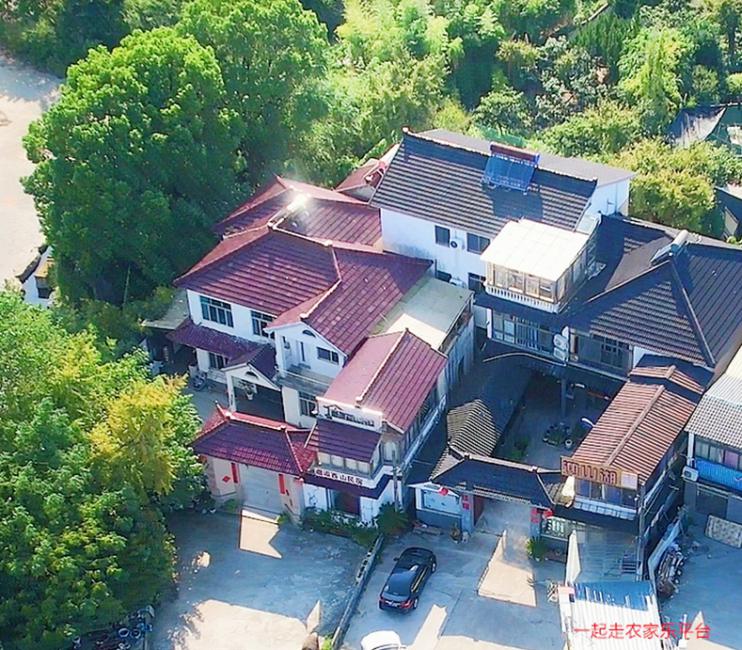 西山迎山湖农家乐【靠林屋洞】【包吃住实惠】【景区有优惠】